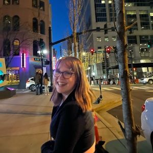 Meet your Posher, Mathea